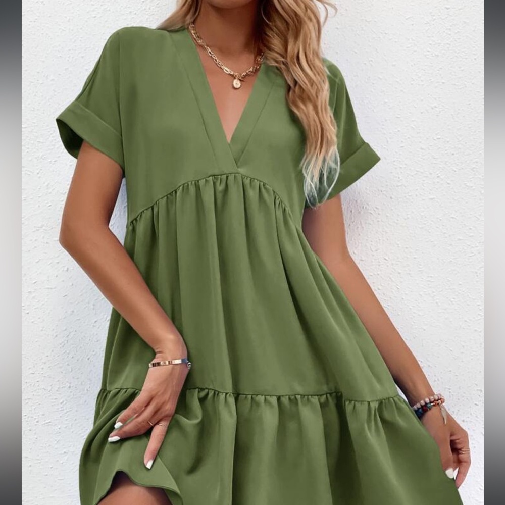Shein Green Roll Cuff Ruffle Hem Dress Size M (6)